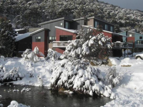 Angala 2, Thredbo Village